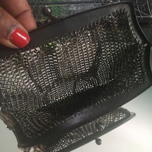 Metal mesh wristlet